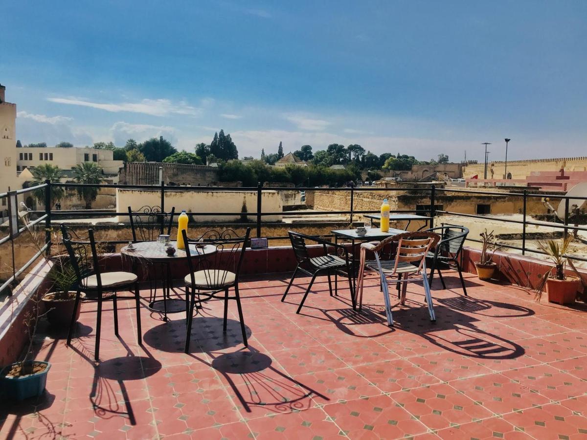 Downtown Hostel Фес Екстериор снимка