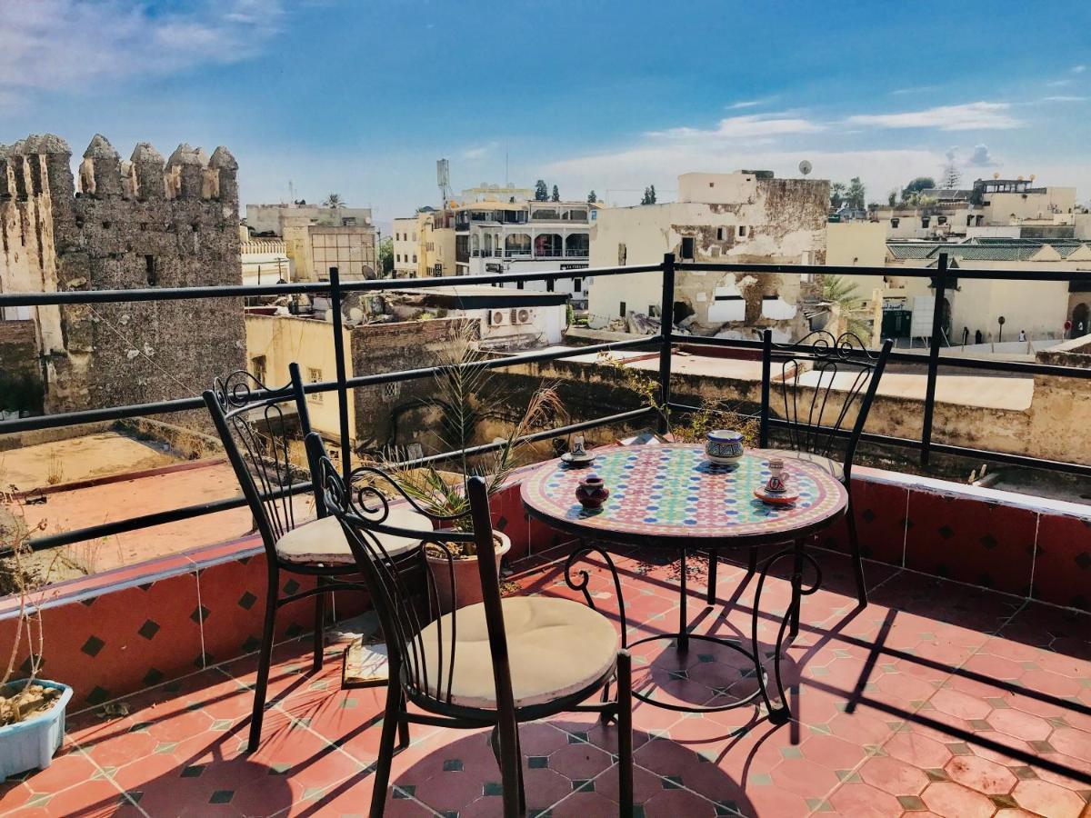 Downtown Hostel Фес Екстериор снимка