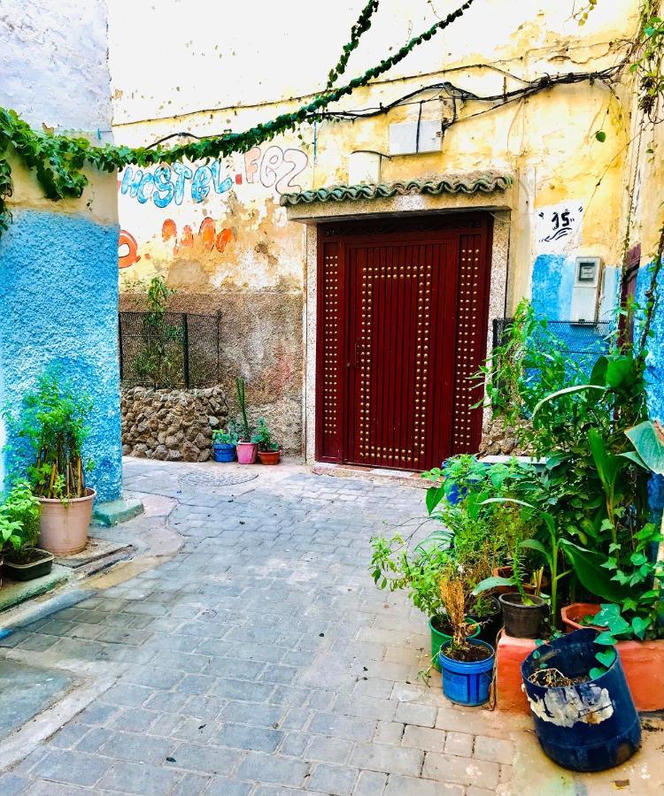 Downtown Hostel Фес Екстериор снимка