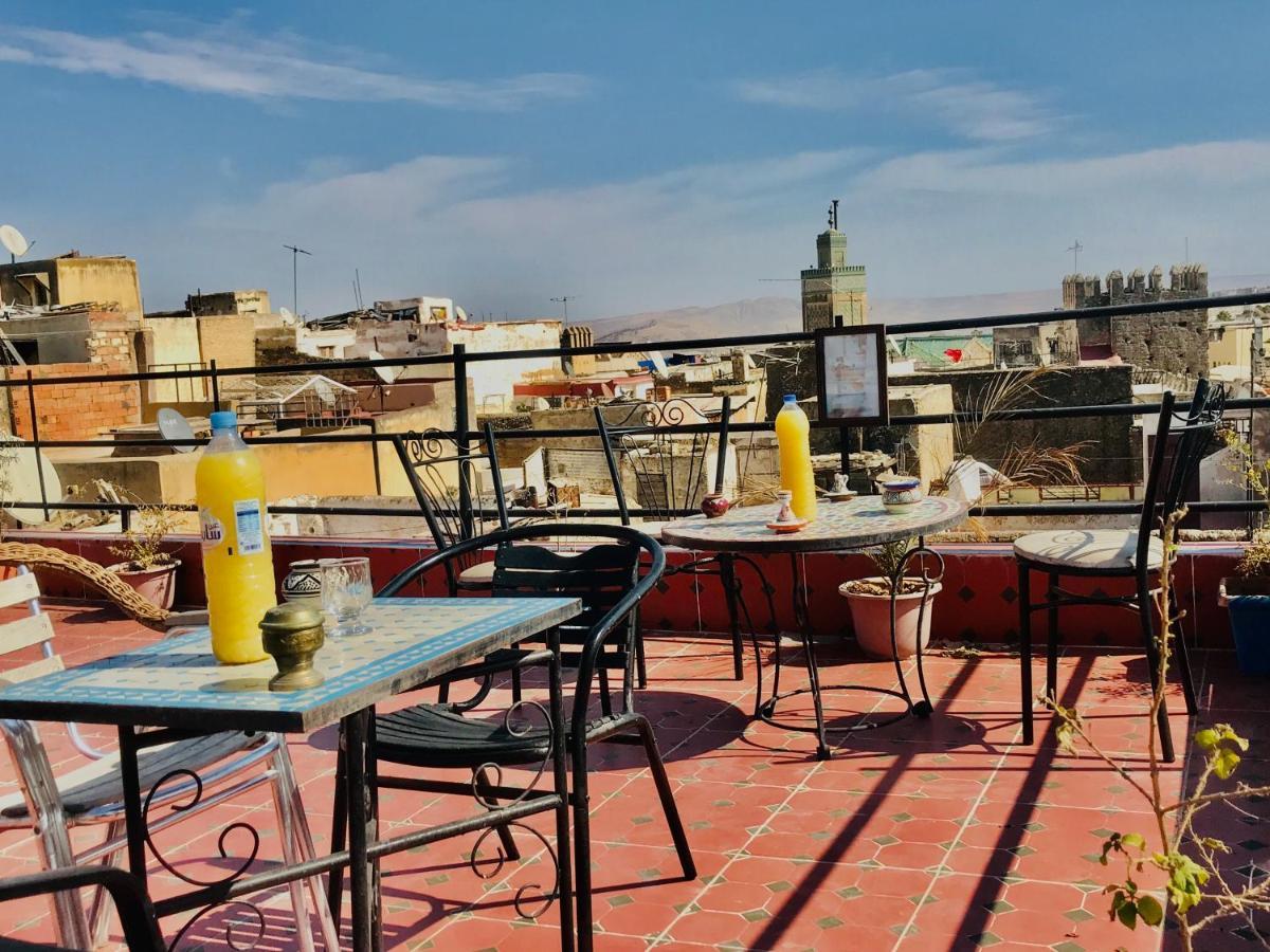 Downtown Hostel Фес Екстериор снимка