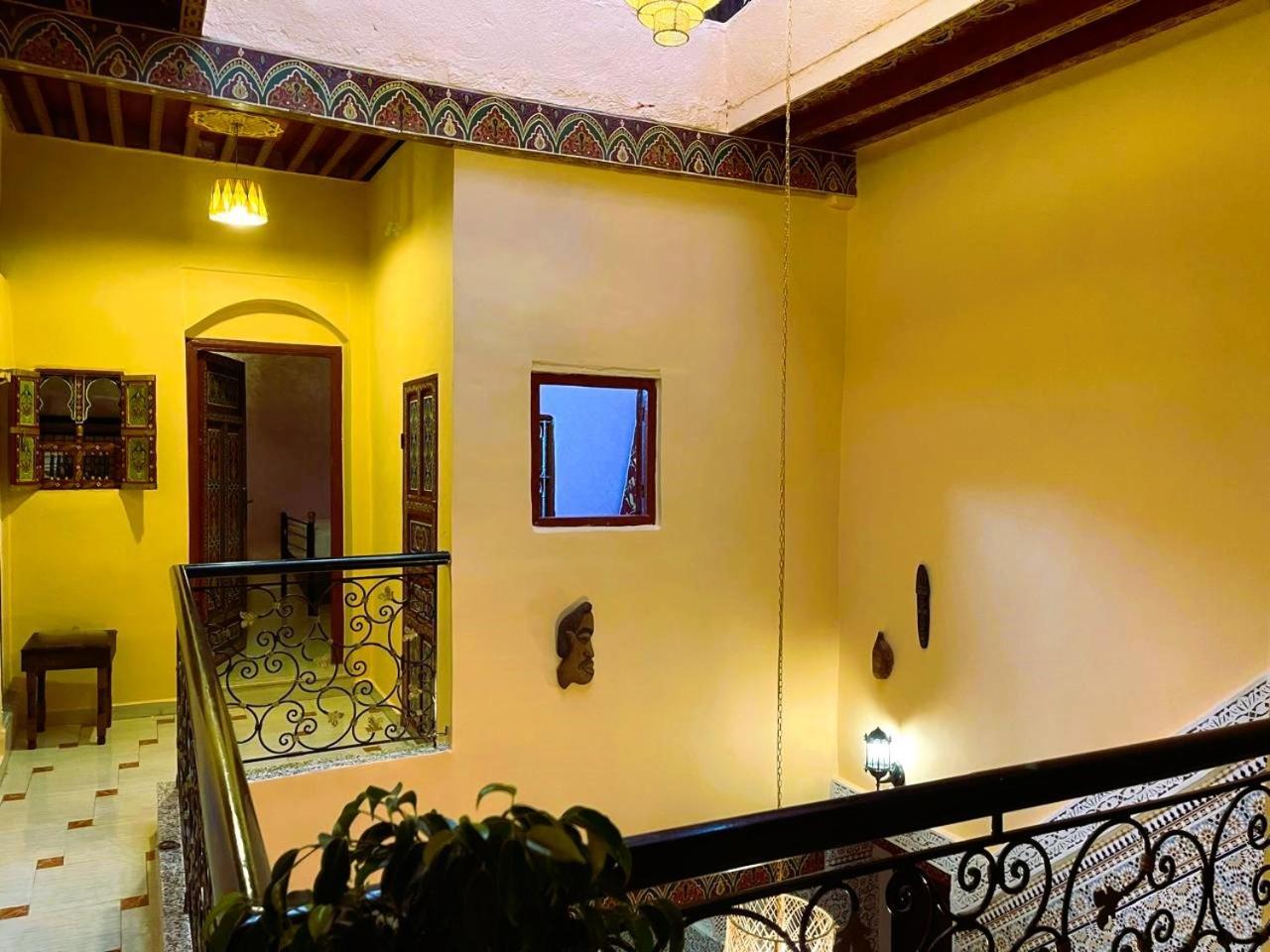 Downtown Hostel Фес Екстериор снимка