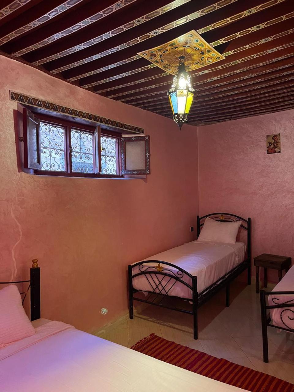 Downtown Hostel Фес Екстериор снимка