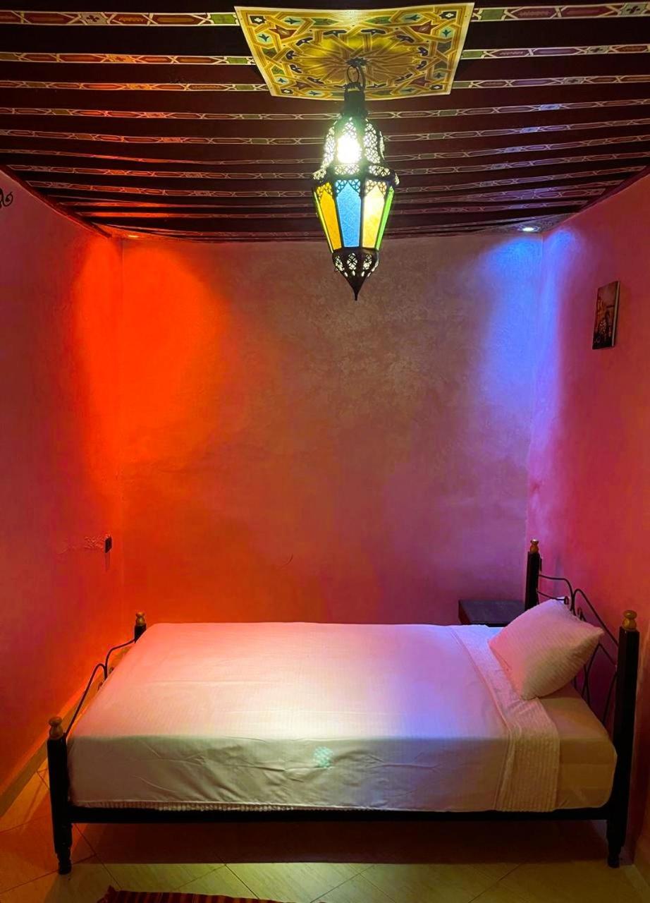 Downtown Hostel Фес Екстериор снимка